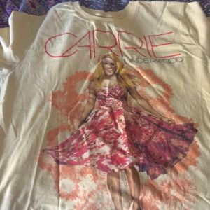 Carrie Underwood t shirt